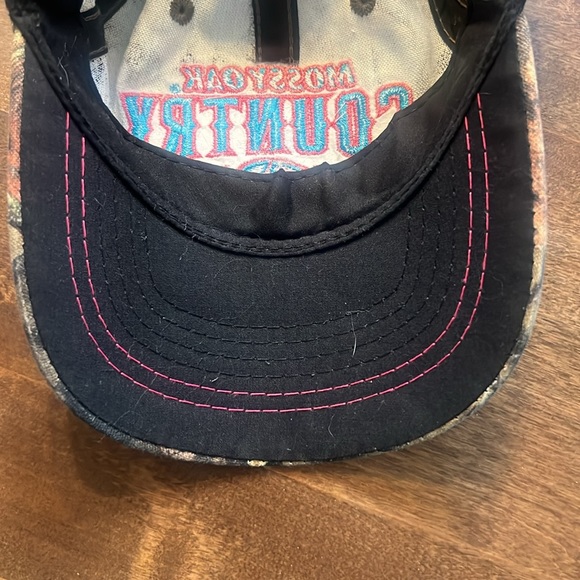 Mossy Oak Country hat - Picture 5 of 6